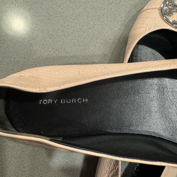 Tory Burch Women's Beige Ballet Flats - Picture 2 of 5